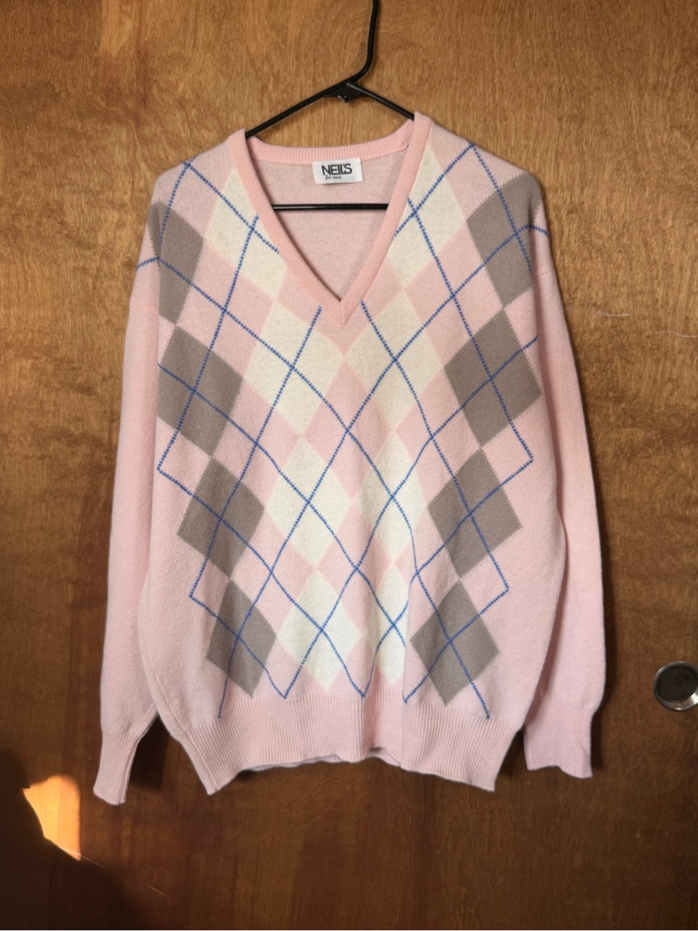 Vintage Pink Men’s Argyle V-Neck Pullover Sweater 100% Wool